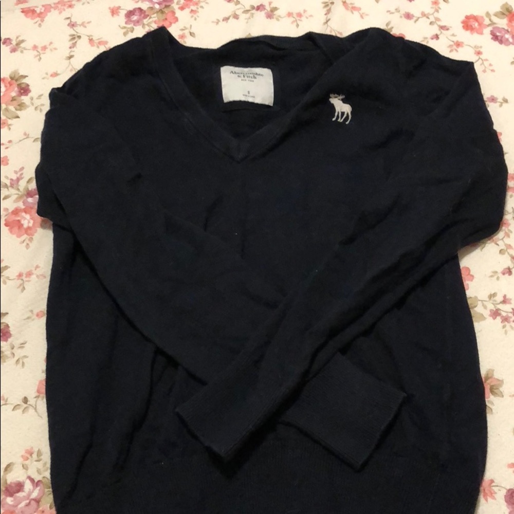 Abercrombie and Fitch sweater